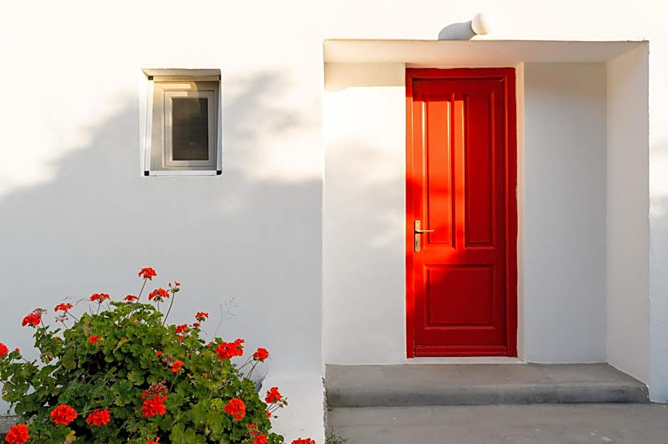 Rhenia Mykonos Hotel & Bungalows