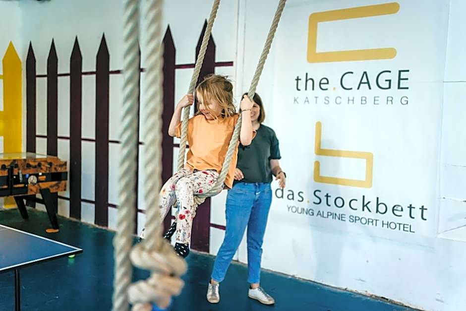 Basekamp Mountain Budget Hotel