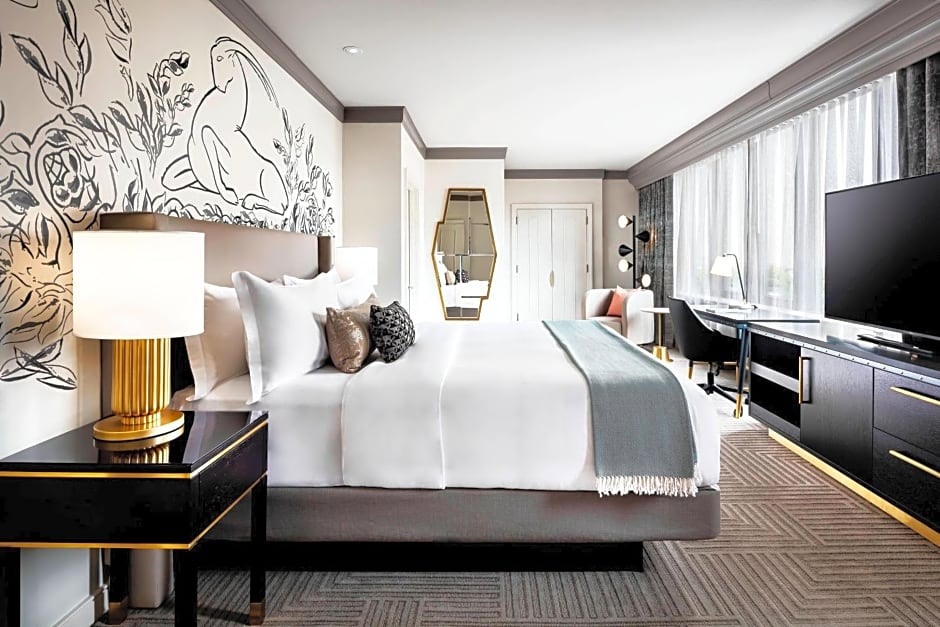 The Gwen, a Luxury Collection Hotel, Michigan Avenue Chicago