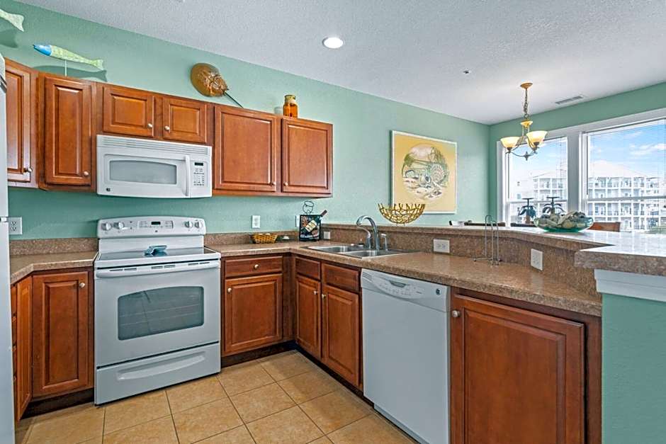 Hamilton Cay at Bermuda Bay by Kees Vacations