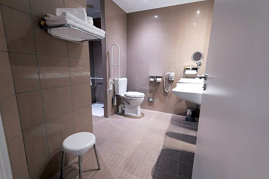 Grand Hôtel Du Tonneau D'Or