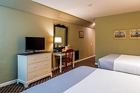 Queen Room with Two Queen Beds