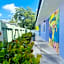 Atrium Hostel Design District