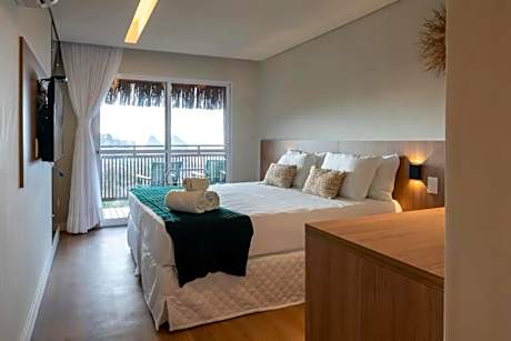 Deluxe Double Room with Balcony and Sea View