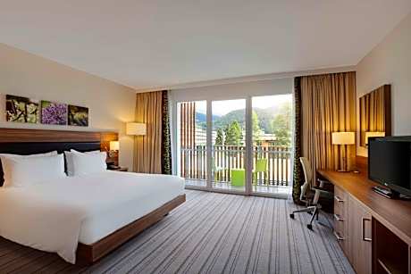 King Room - Mobility Accessible