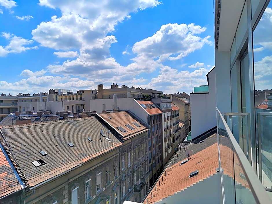 EST Grand Hotel Savoy