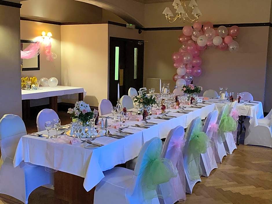 OYO Dunmar House Hotel