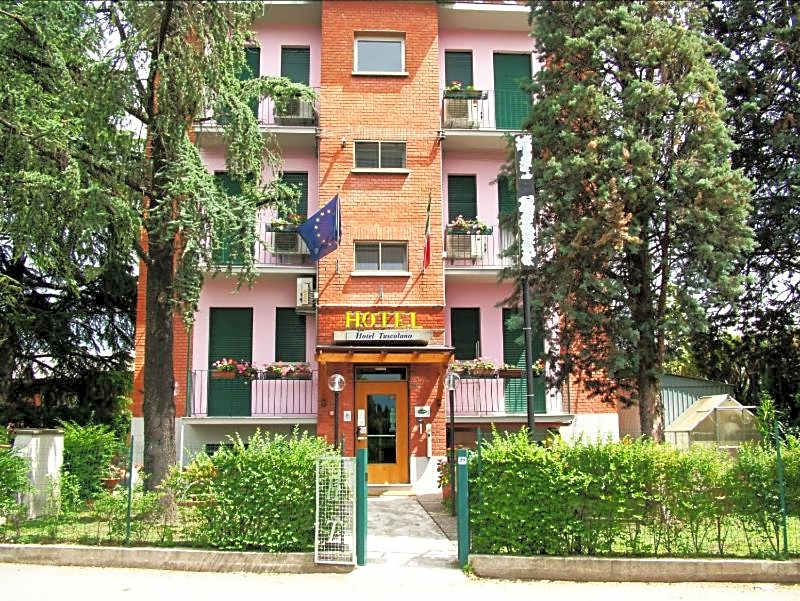 Hotel Tuscolano