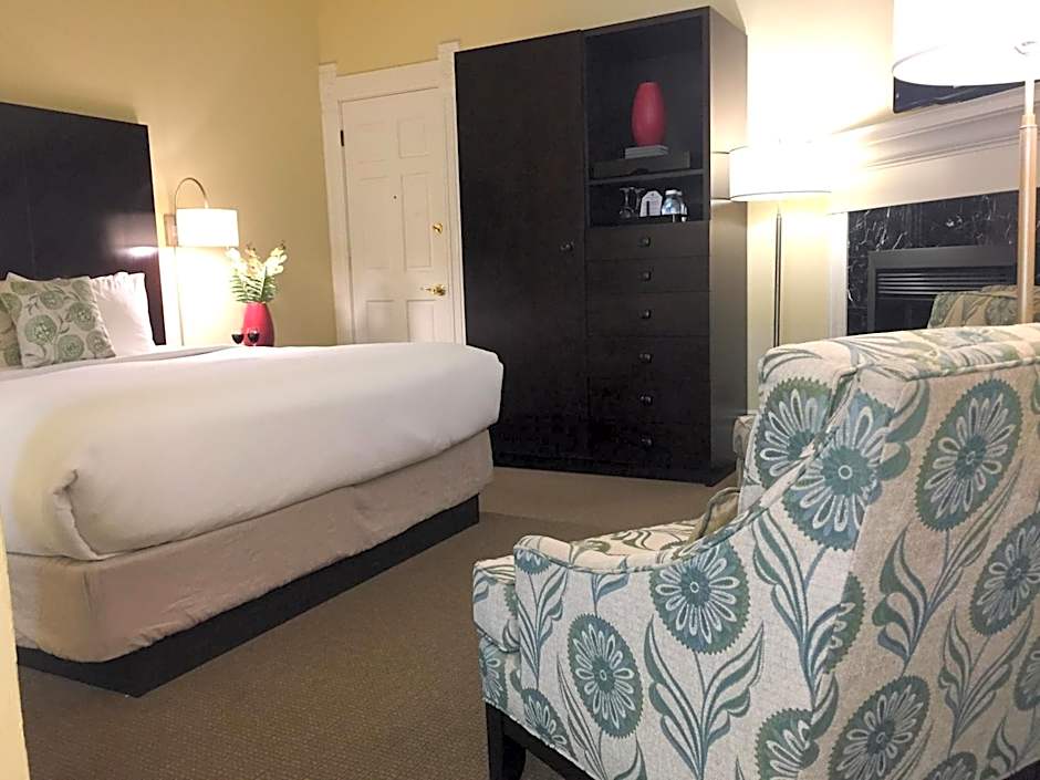 Healdsburg Inn on the Plaza, A Four Sisters Inn