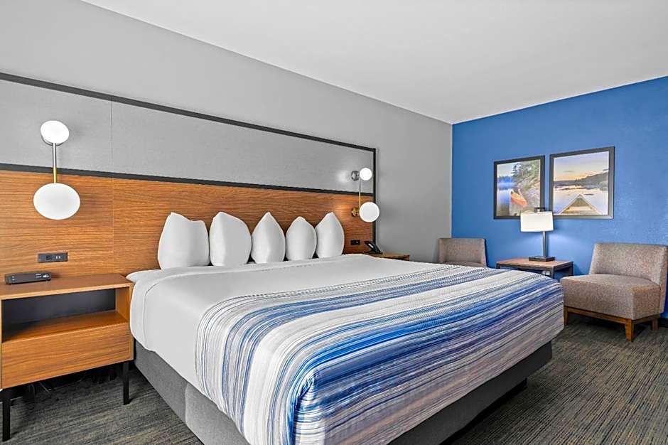 AmericInn by Wyndham International Falls Southwest