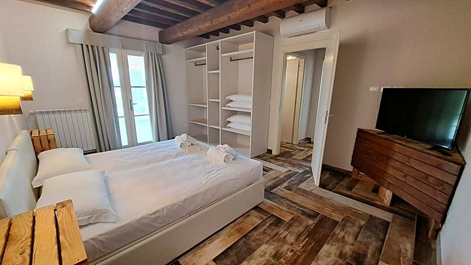 Fattoria Palazzeta - Pet & Family Friendly
