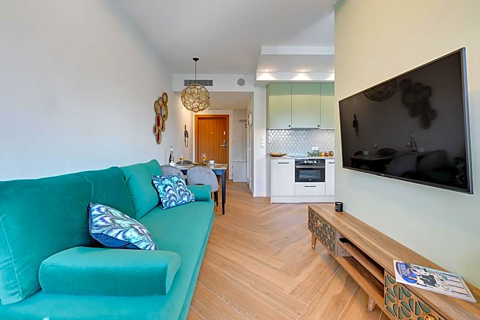 DEO PLAZA Riverside Residence by Noclegi Renters