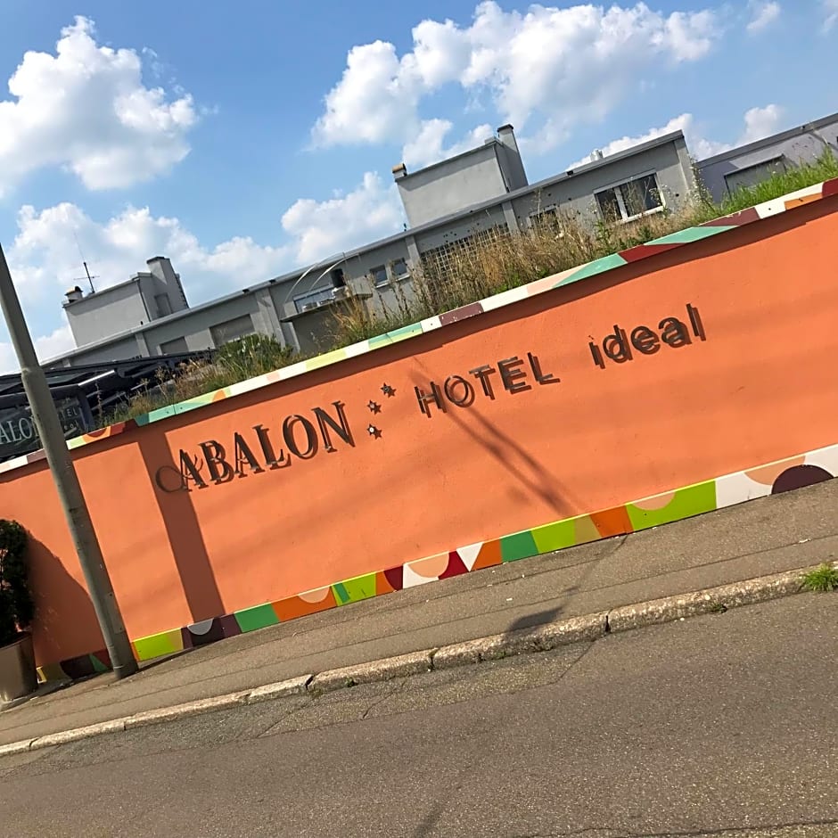 Abalon Hotel ideal