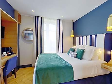 Superior Double Room with Balcony
