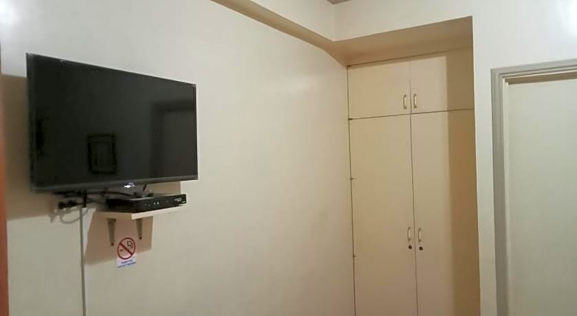 RedDoorz @ Casa Marabella Villamonte Bacolod City