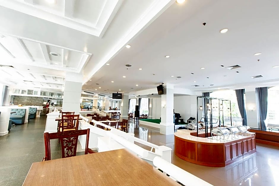 Green World Palace Hotel