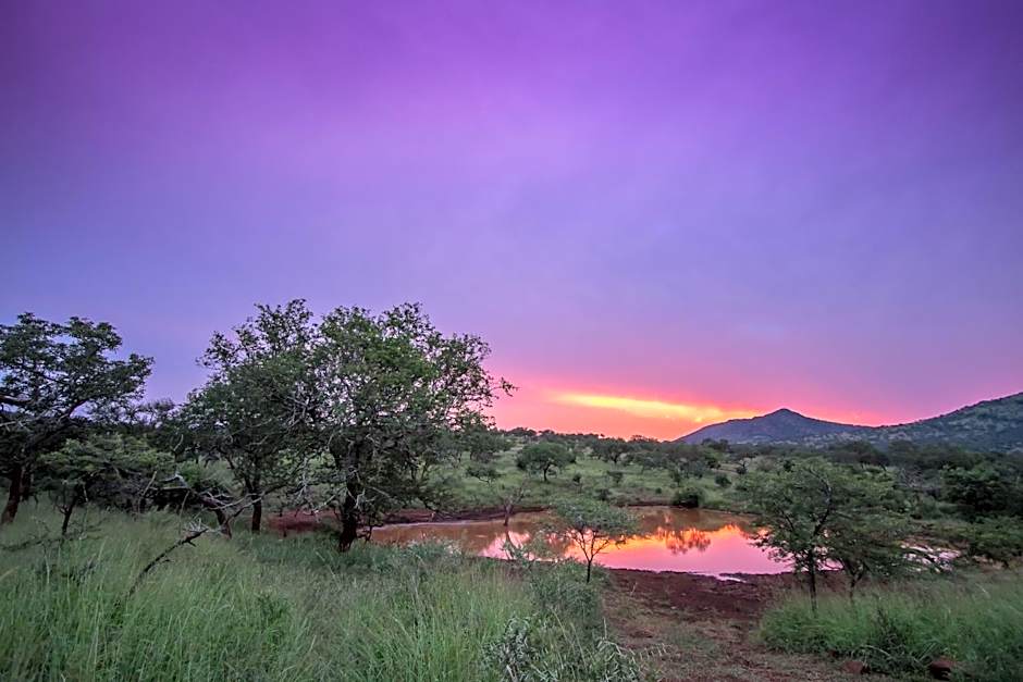 Leopard Mountain Safari Lodge