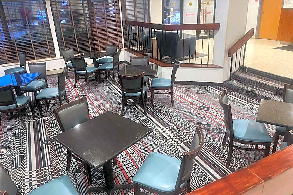 Days Inn by Wyndham Englewood Dayton Airport