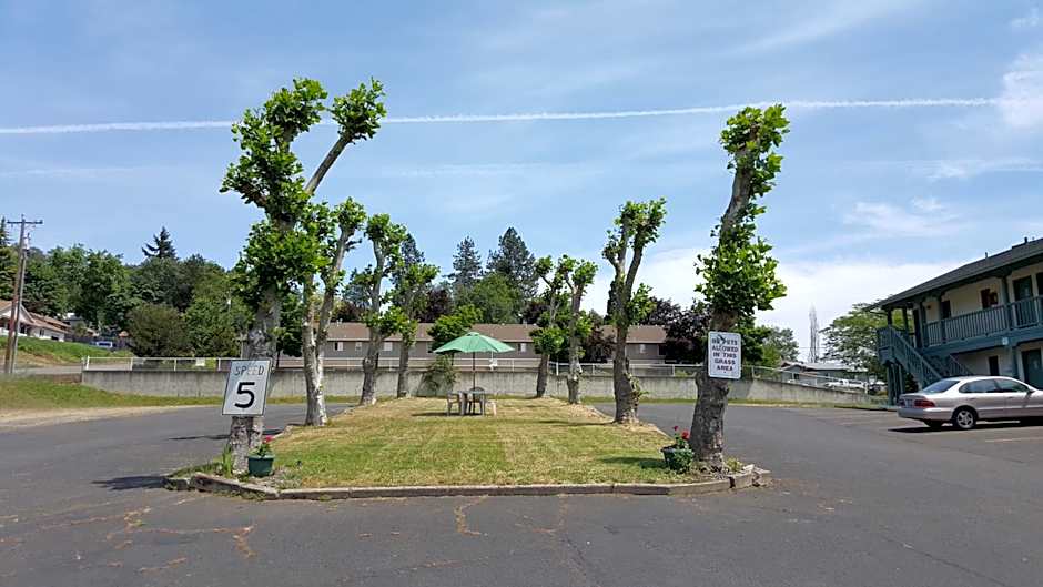 Safari Inn Motel