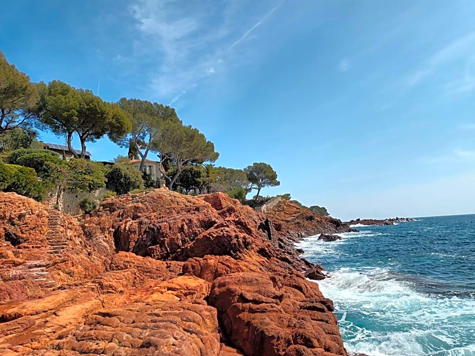 Jolie petite suite Côte d'Azur.
