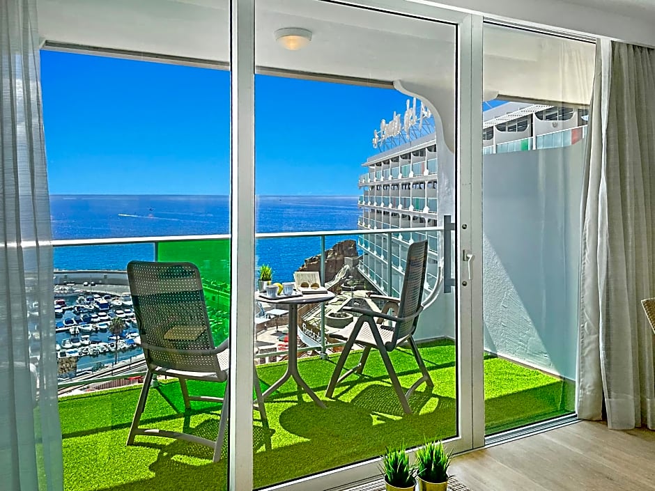 Punta Del Rey Only Adults