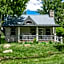 Apple Orchard Inn