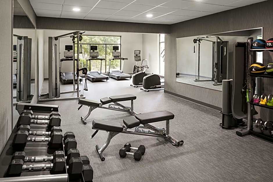 Courtyard by Marriott Louisville East