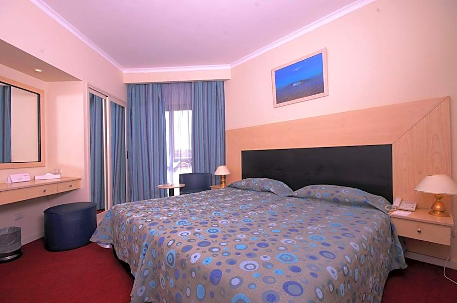 Aracan Pyramids Hotel