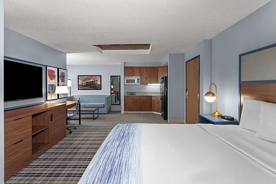 AmericInn by Wyndham Austin