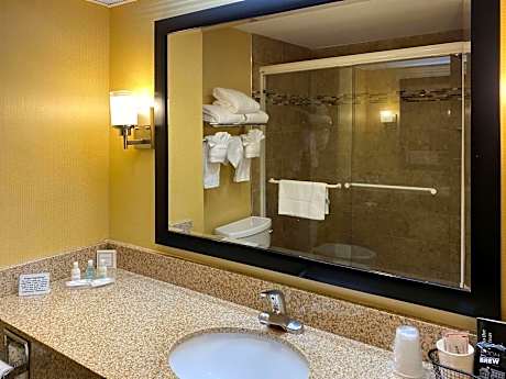 King Room with Whirlpool - Non-Smoking