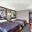 Super 8 by Wyndham Nashville/ Dntn/ Opryland Area