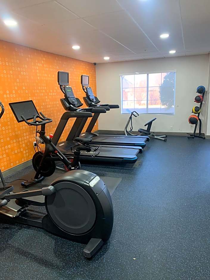 La Quinta Inn & Suites by Wyndham Oklahoma City North - Quail Springs