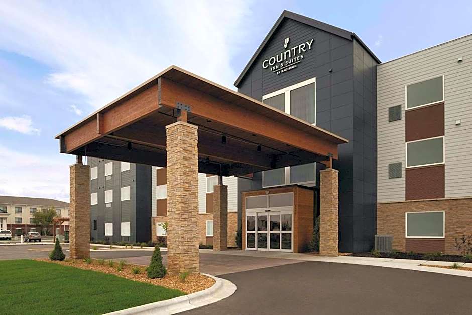 Country Inn & Suites by Radisson, Ft. Atkinson, WI