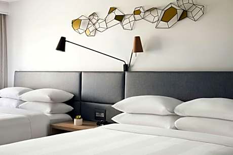 Queen Room with Two Queen Beds - Club Lounge Access - Tower