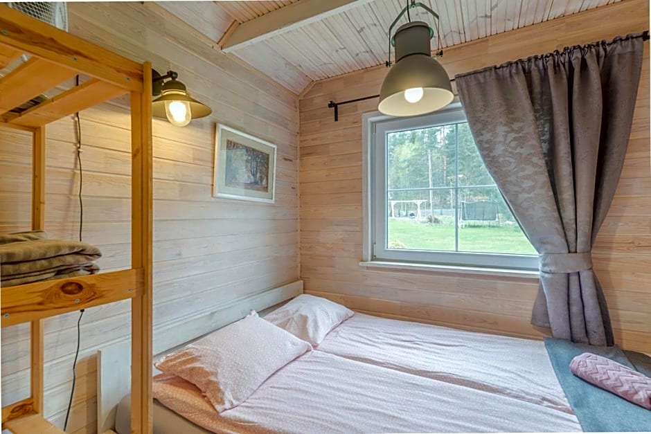 Domki w Dolinie Wieżycy