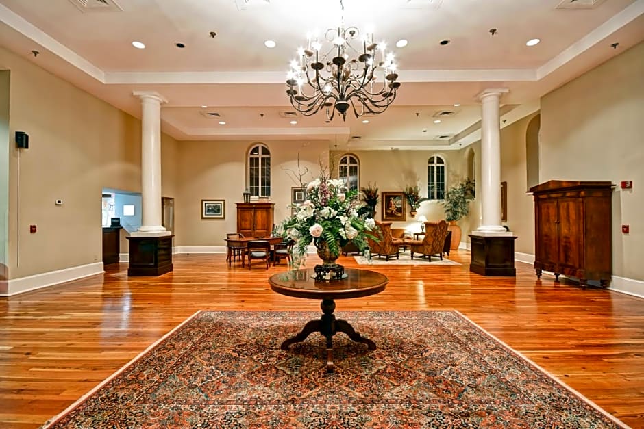 Embassy Suites Charleston - Historic District
