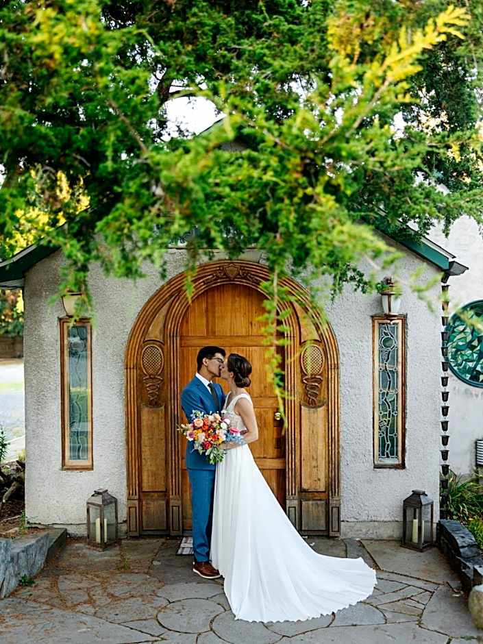 New Park Venue & Suites