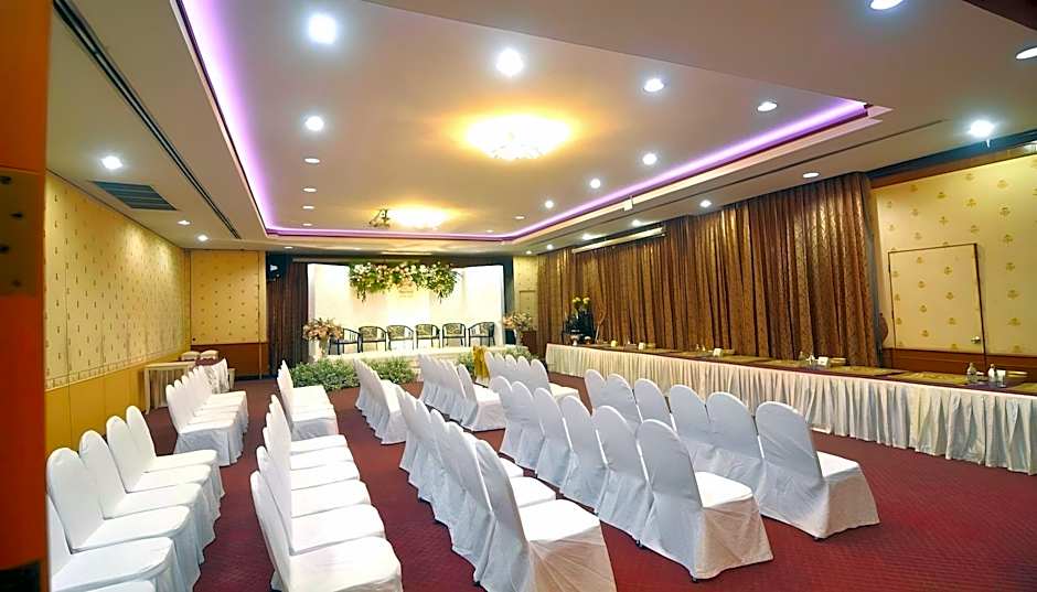 Chumphon Gardens Hotel