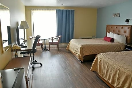Deluxe Queen Room with Two Queen Beds with Oceanview - North Wing