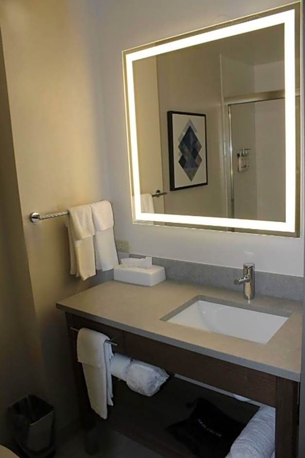 Candlewood Suites Southfield By IHG