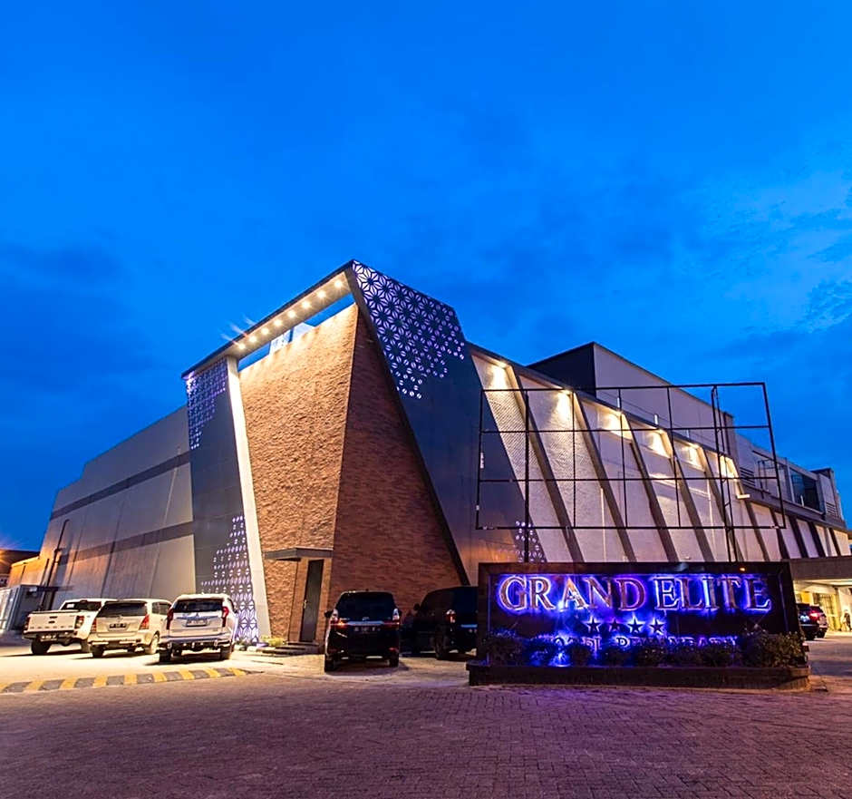 Grand Elite Hotel Pekanbaru
