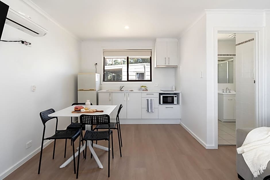 Highway 1 Holiday & Lifestyle Park