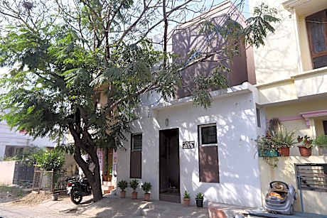 Nestlay Rooms Ambattur