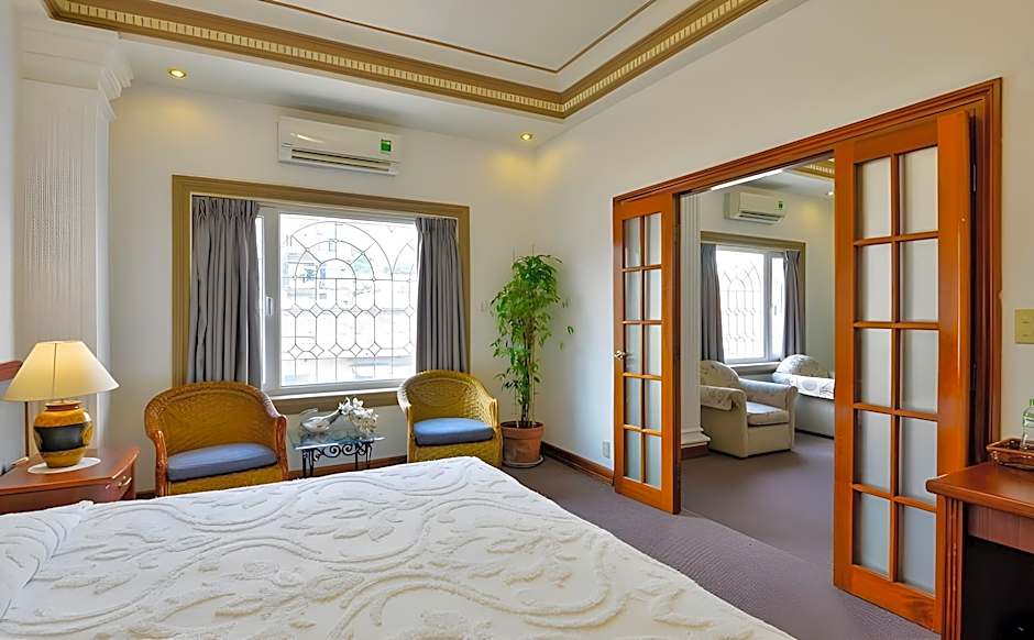 Photo 1 of 8 of 1 King Bed Suite