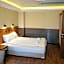 California Hotel