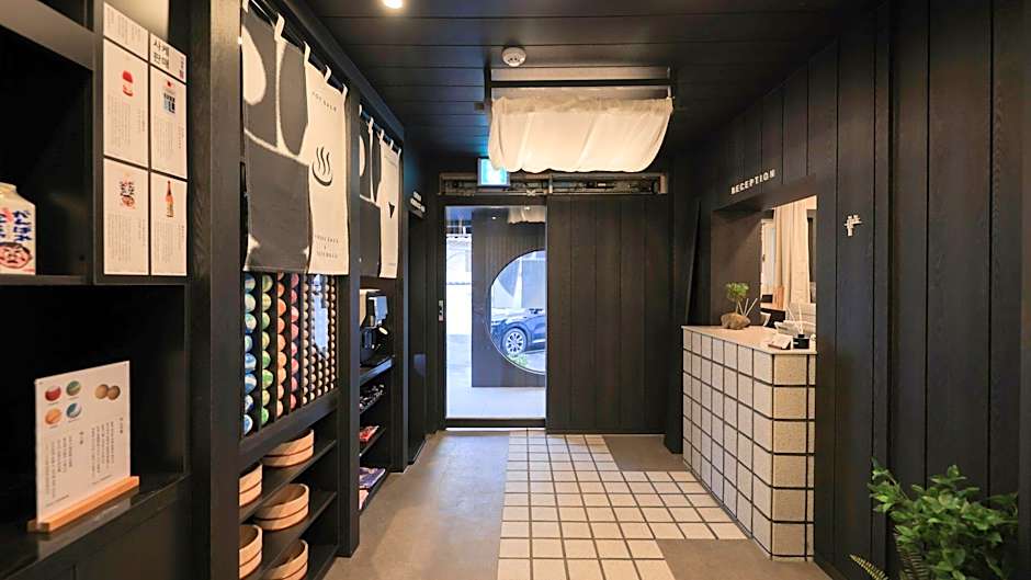 Workers Hotel Daejeon by Aank