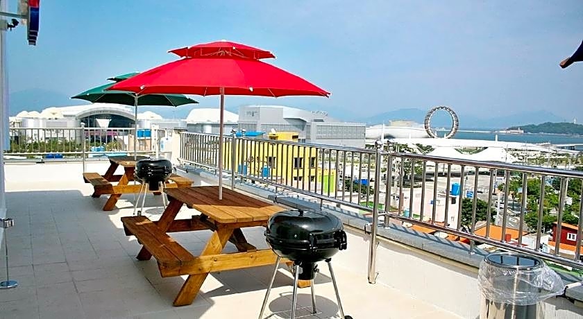 Big O Show Guesthouse