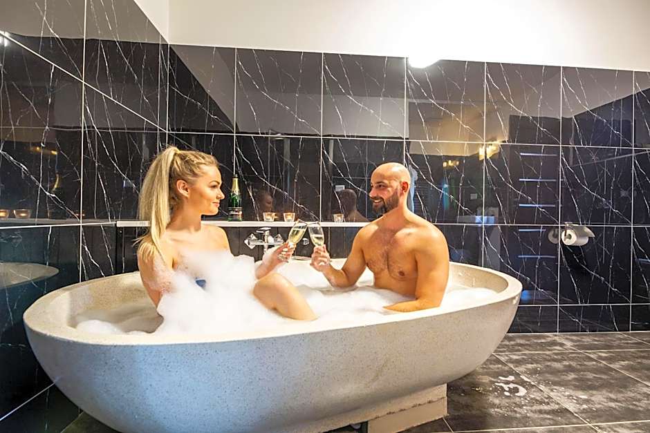 In Spirit, hotel v Rožnovském pivovaru - Pivní Lázně, Wellness & Čokoládovna