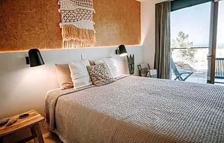 Double Room with Balcony and Sea View