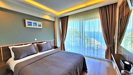 Standard Double Room with Sea View